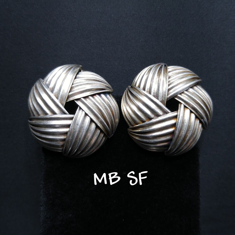 Marjorie Baer SF Silver Tone Knot Clip Earrings 1990s Modernist Vintage Jewelry
